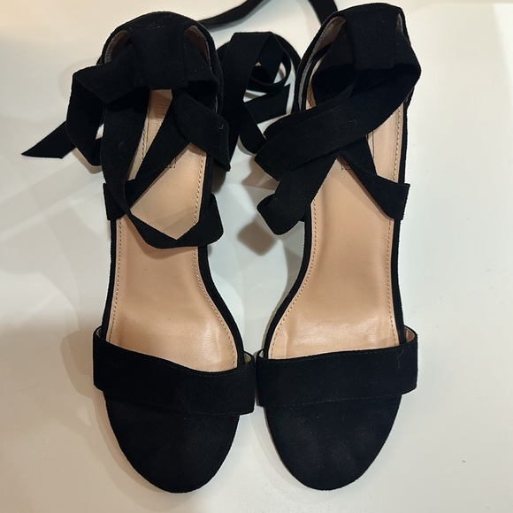 Forever 21 heels - Picture 3 of 6